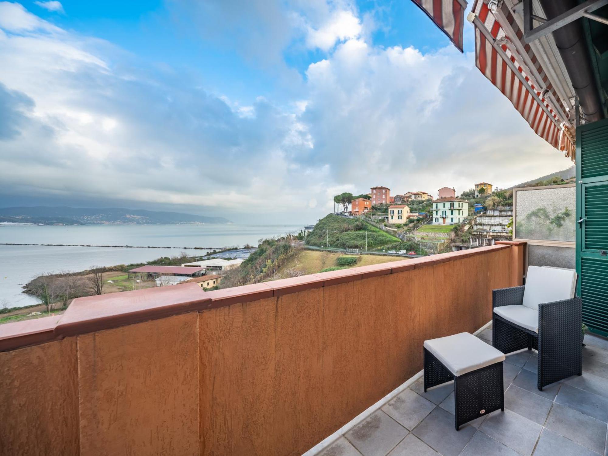 Ferienwohnung La Scala Matta - Seaview Penthouse La Spezia Exterior foto